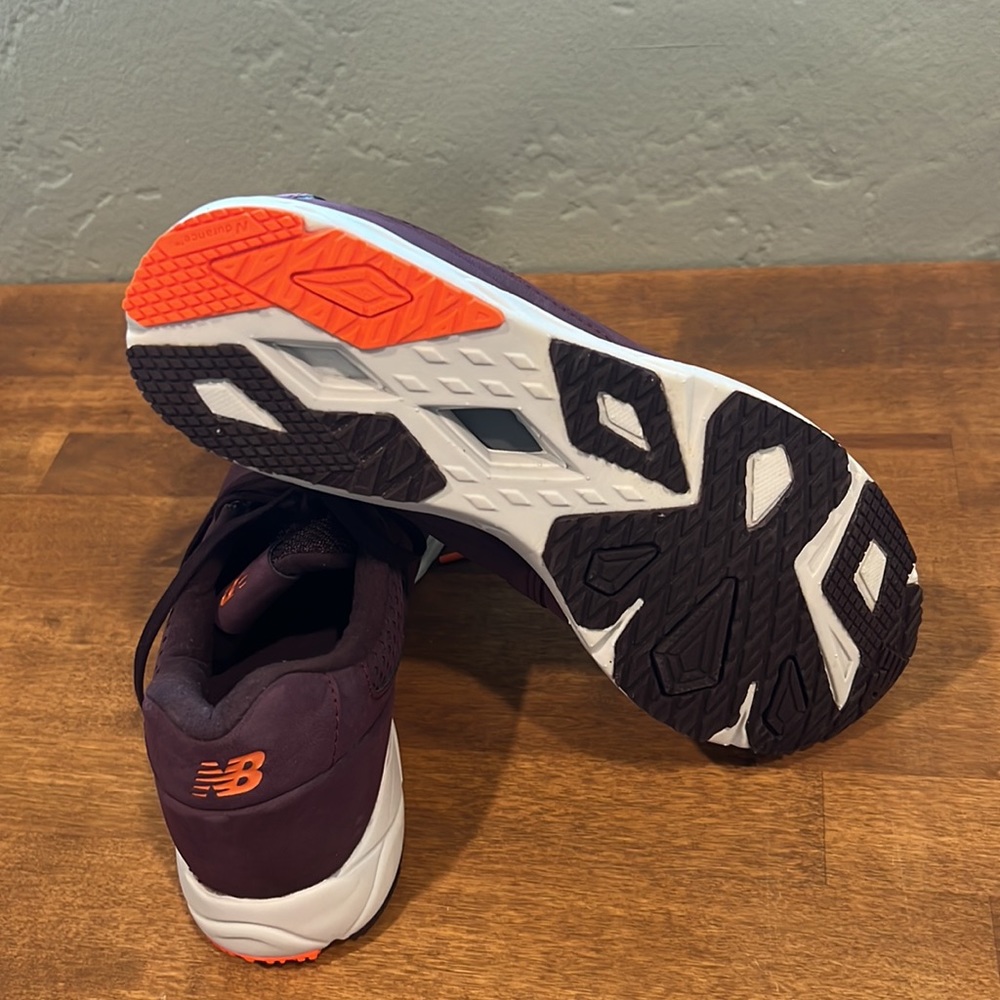 NWOT New Balance Suede Trainers - Picture 3 of 4